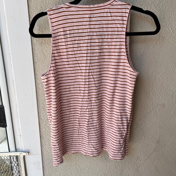 Madewell  v-neck tank - Picture 4 of 4